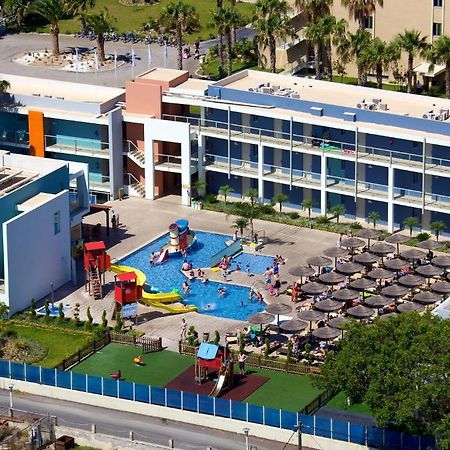 Blue Lagoon Resort 코스 타운 외부 사진